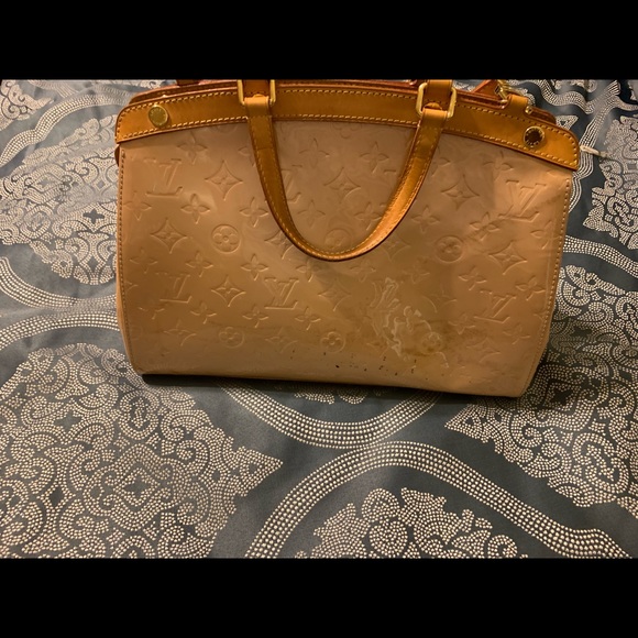100% Authentic Louis Vuitton Brea MM (Rose color) - Picture 2 of 5